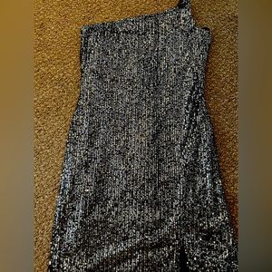 Black sequin bodycon dress!